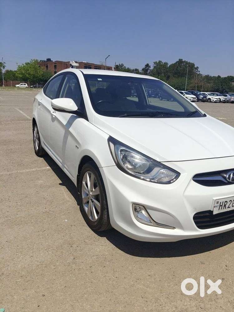 Hyundai Verna Transform 1.6 Sx Vtvt, 2013, Petrol