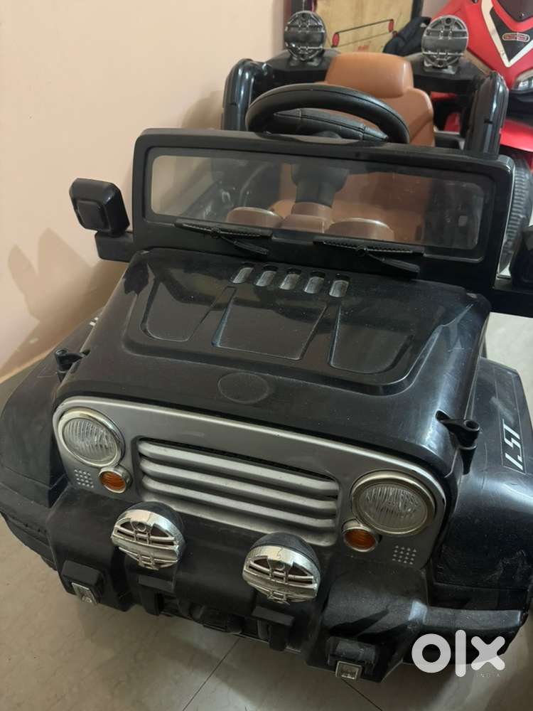 For sale Toy jeep for upto 8 years kid