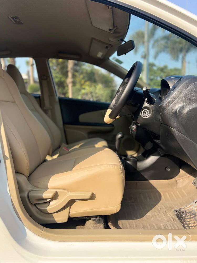 Honda Brio Vx At, 2015, Petrol