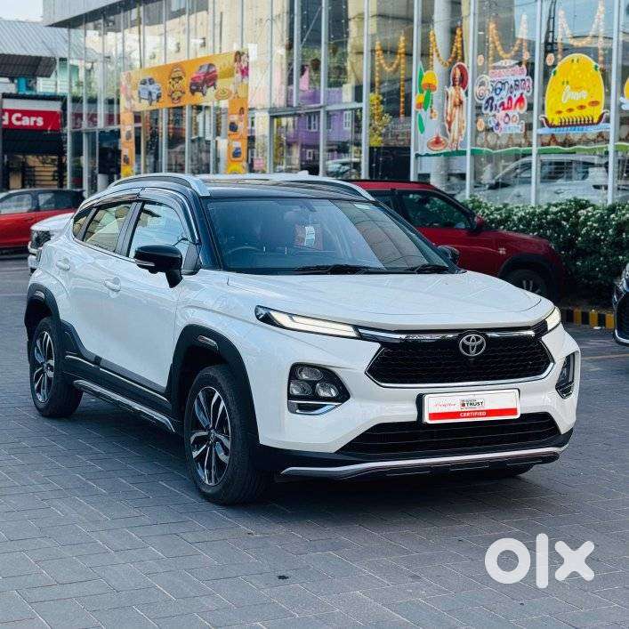 Toyota Urban Cruiser Taisor V 1.0 Petrol At Dual Tone, 2024, Petrol