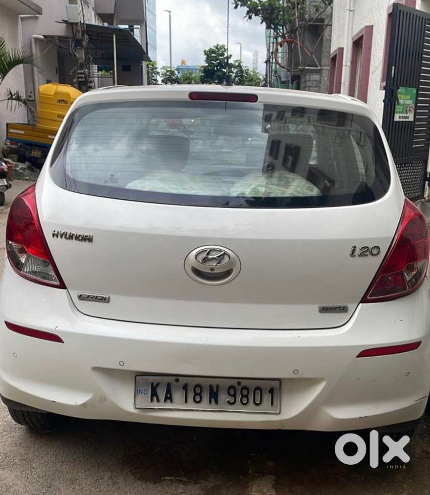 Hyundai New I20 Diesel Manual 2012