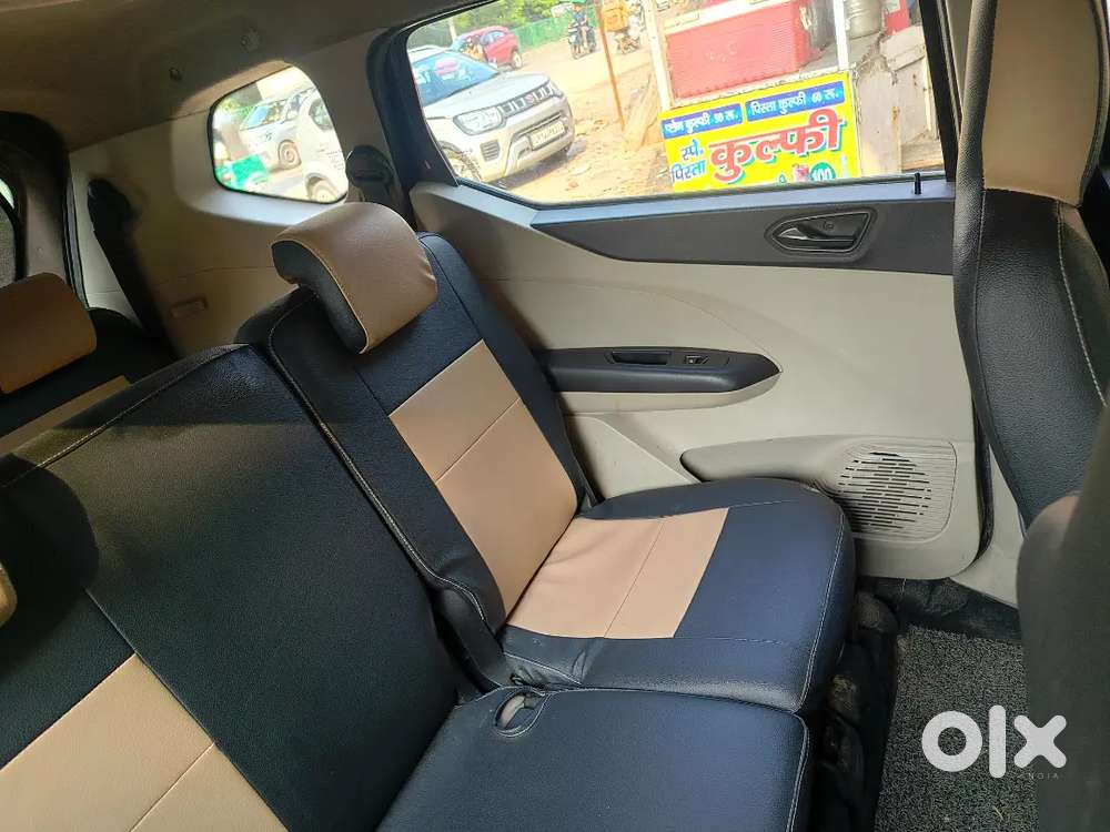 Company Music 7 Seater