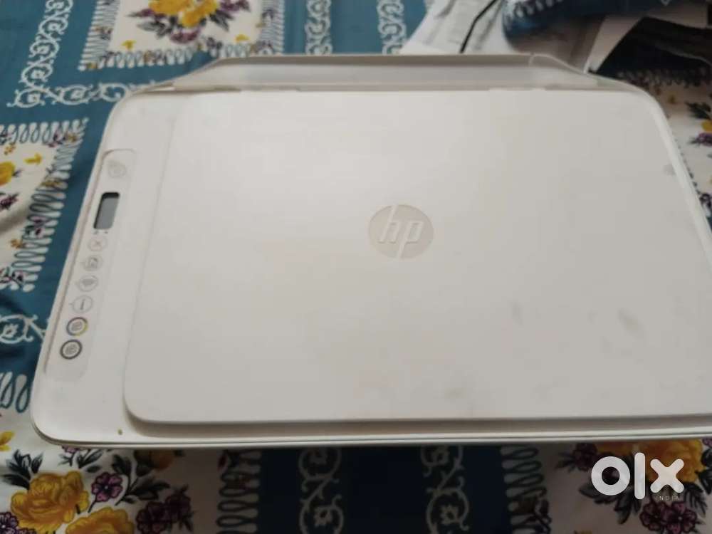 HP DeskJet 2820 3 month old new condition