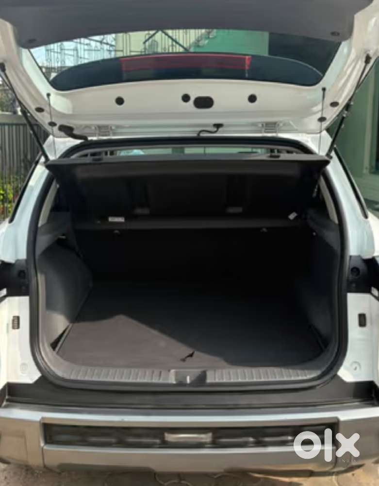 Hyundai Creta 1.5 Sx (o) Ivt Petrol, 2025, Petrol
