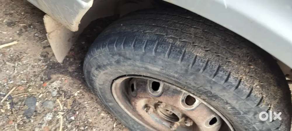 Maruti Suzuki Omni 2010 Lpg 110000 Km Driven.arjent Sell