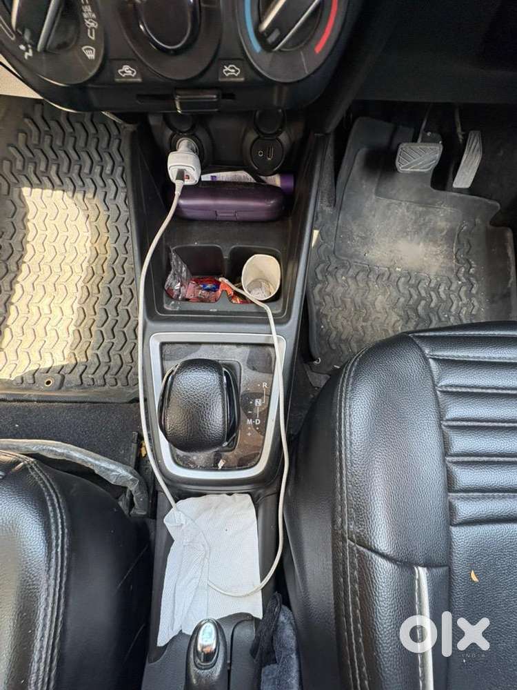 Maruti Suzuki Swift 2023 Petrol Automatic 50000 Km Driven