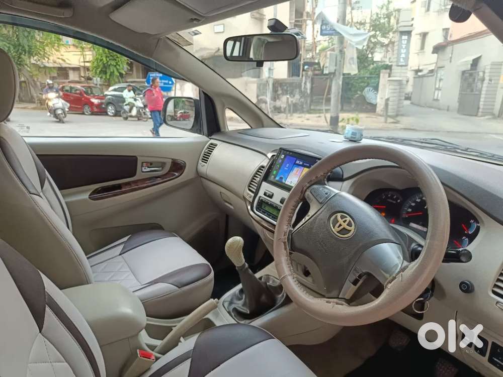 Toyota Innova 2.5 Vx 7 Seater Bs Iv, 2013, Diesel