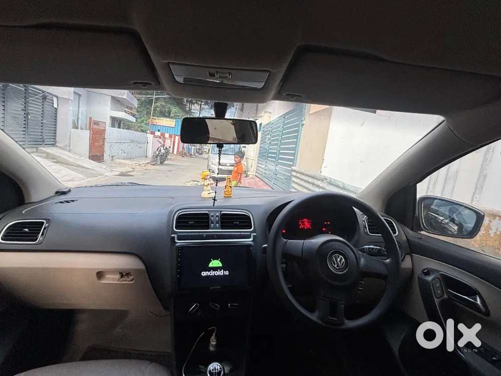 Volkswagen Polo Petrol 2011