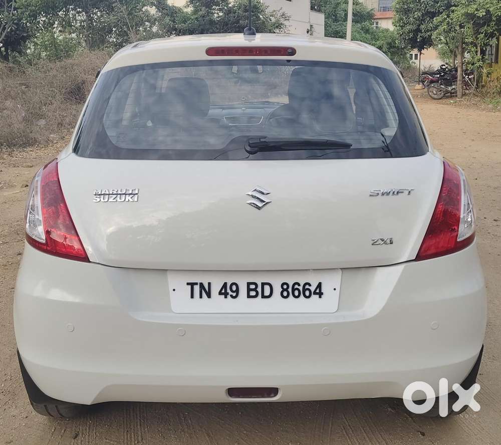 Maruti Suzuki Swift Zxi, 2015, Petrol