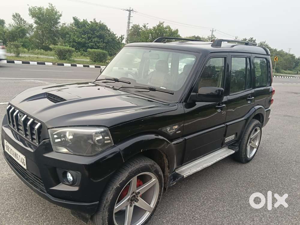 Mahindra Scorpio Classic 2.2 S 11 Mt 7 Str, 2019, Diesel