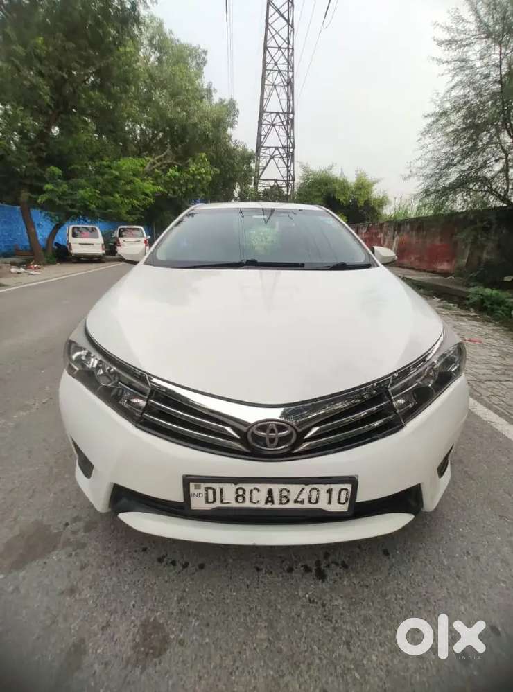 Toyota Corolla Altis 2015