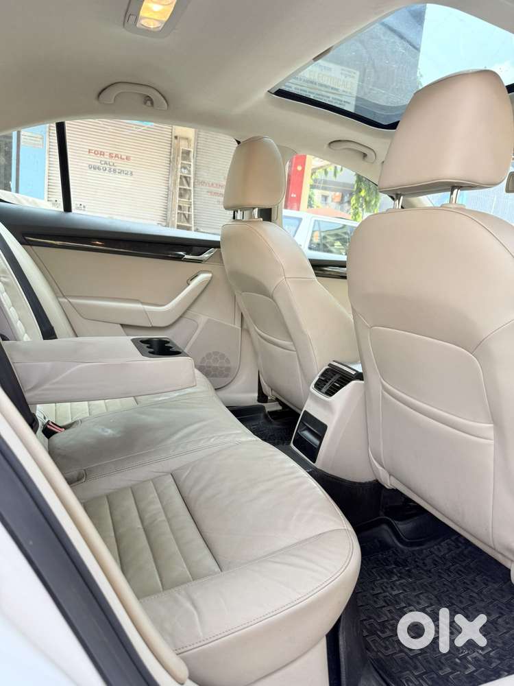 Skoda Octavia 1.8 Tsi Style Plus At, 2017, Petrol