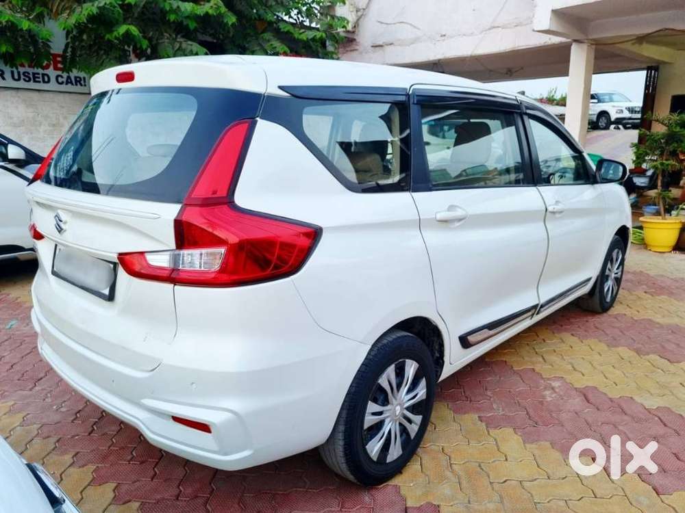 Maruti Suzuki Ertiga Vxi (o) Cng, 2024, Petrol