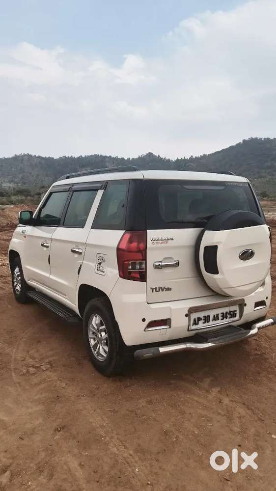 Mahindra Tuv 300 2017