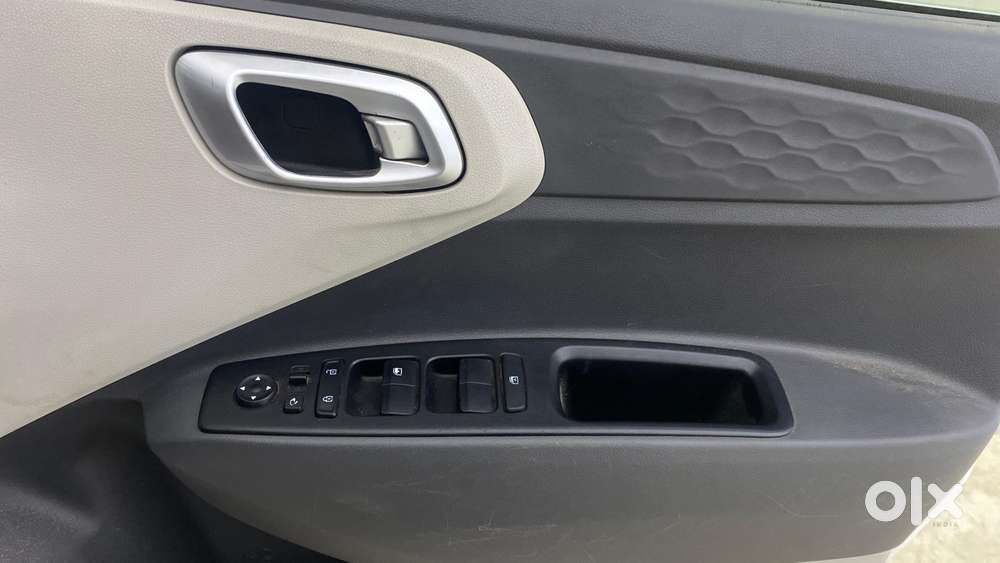 Hyundai Aura Sx Manual, 2023, Petrol