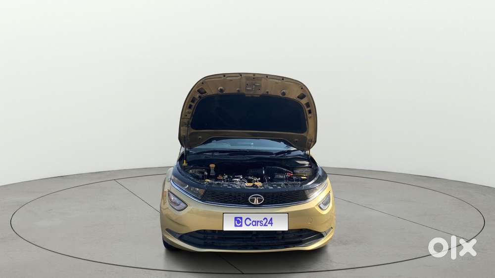 Tata Altroz Xz, 2020, Petrol