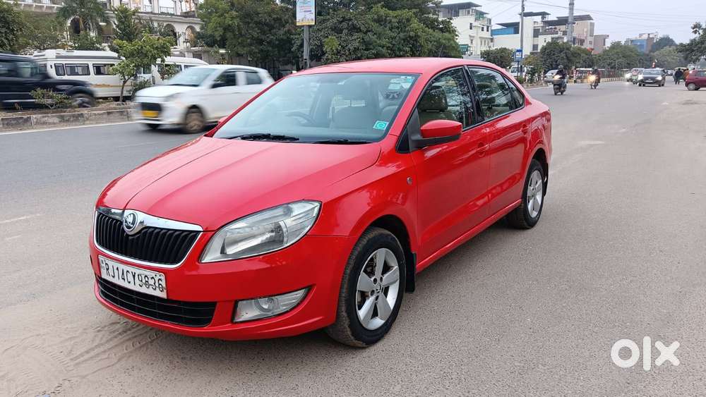 Skoda Rapid 1.5 Tdi Ambition Plus, 2015, Diesel