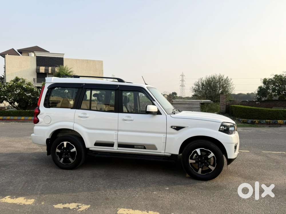 Mahindra Scorpio Classic Diesel Manual 2026
