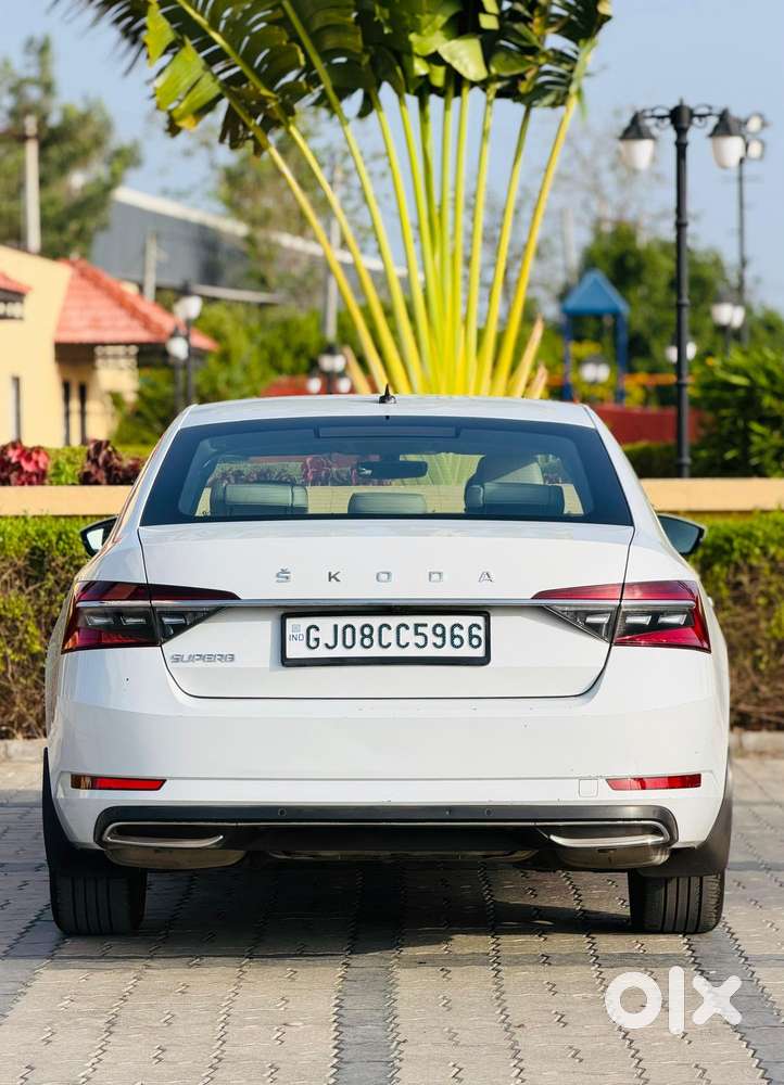 Skoda Superb Lk 1.8 Tsi At, 2020, Petrol