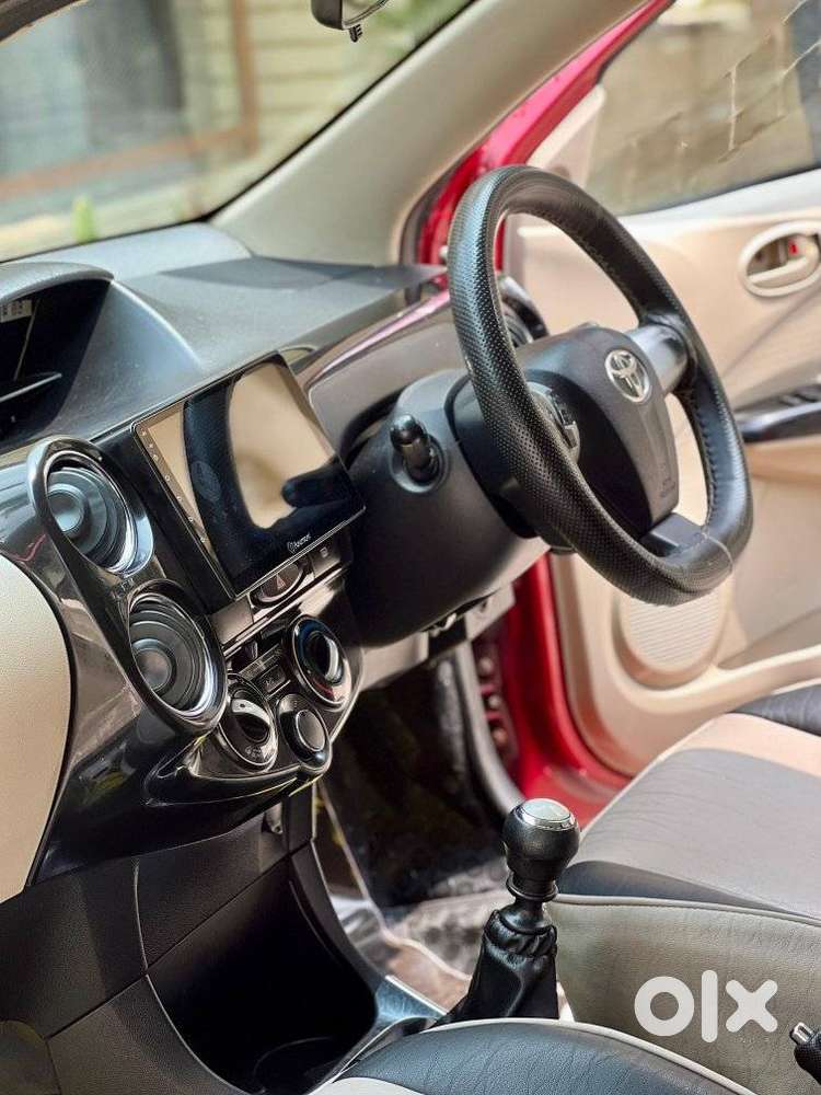 Toyota Etios Liva 1.4 Vxd Dual Tone, 2017, Diesel