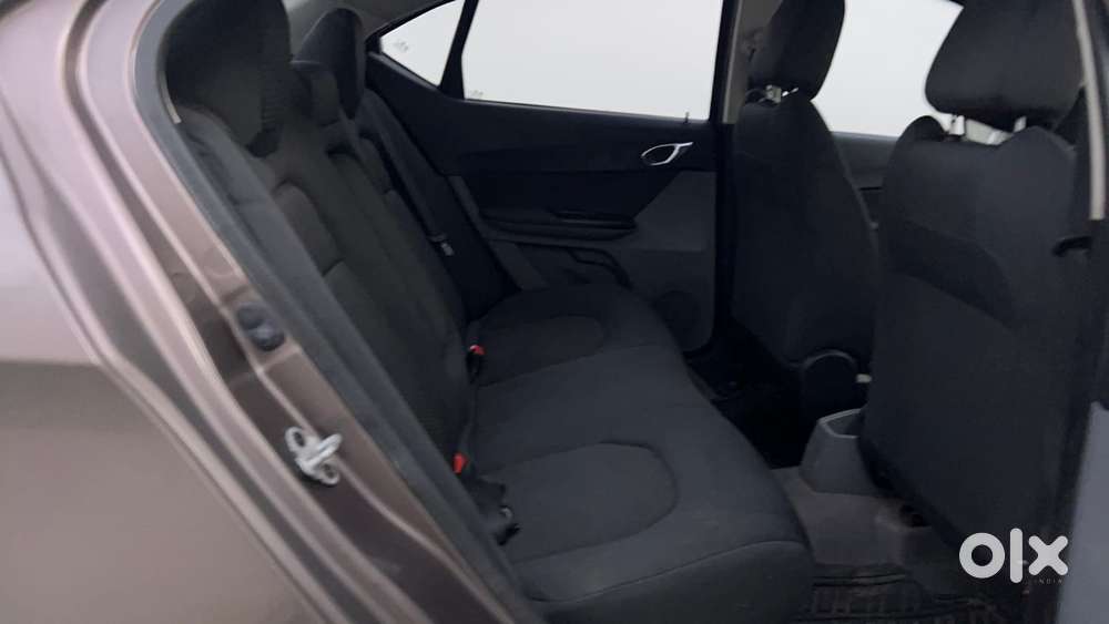 Tata Tigor Xza, 2018, Petrol
