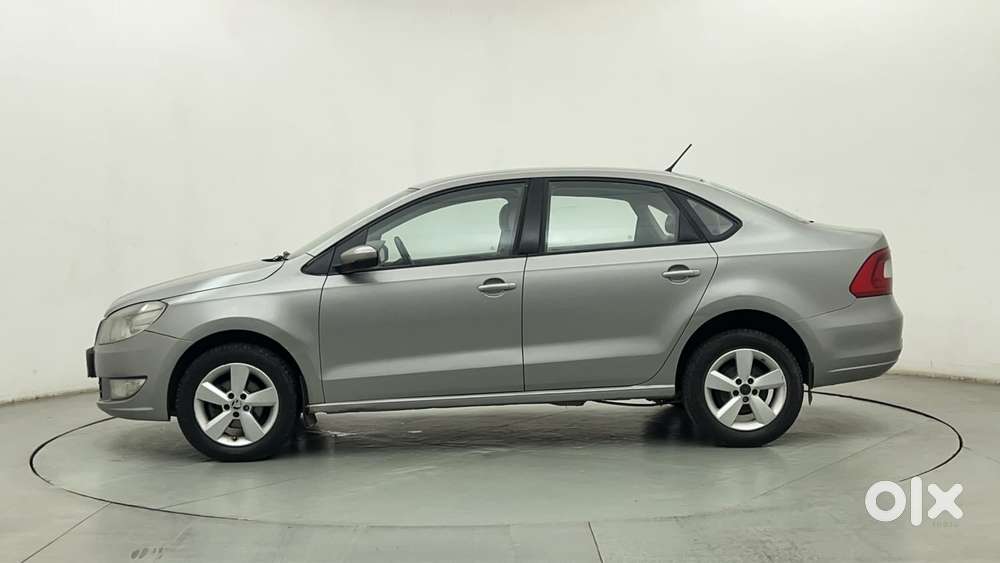 Skoda Rapid [2016-2020] 1.5 Style Plus Tdi At, 2016, Diesel