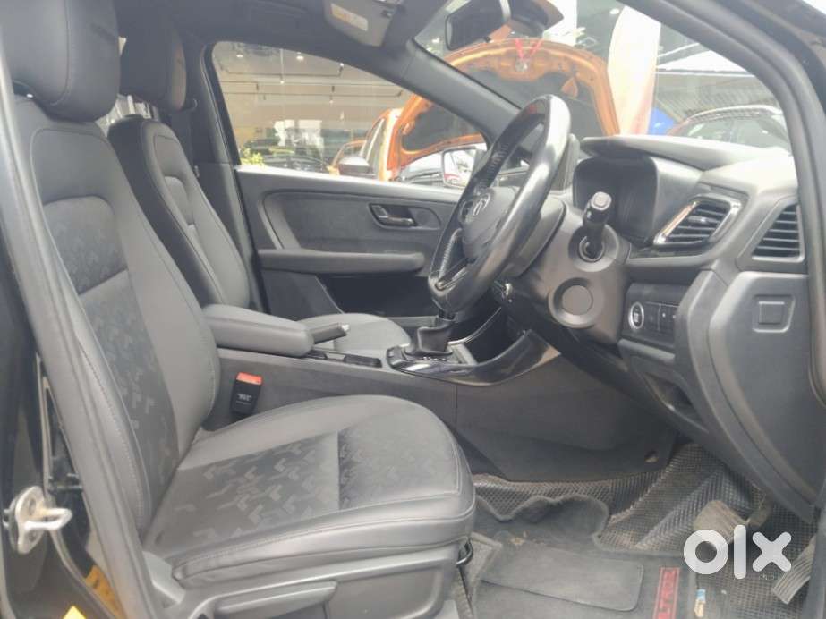 Tata Altroz Xz Plus (s) Dark Edition, 2022, Petrol