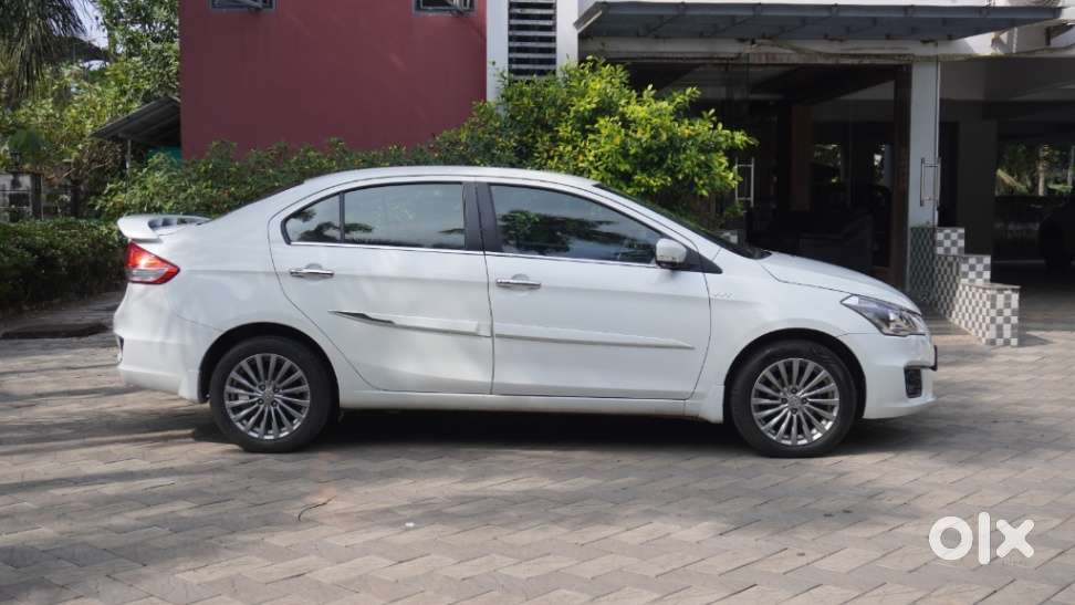 Maruti Suzuki Ciaz 2014-2017 At Zxi Plus, 2016, Petrol
