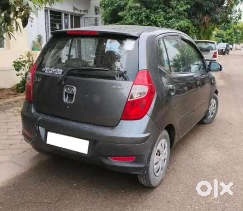 Hyundai I10 Sportz 2014 Petrol Manual