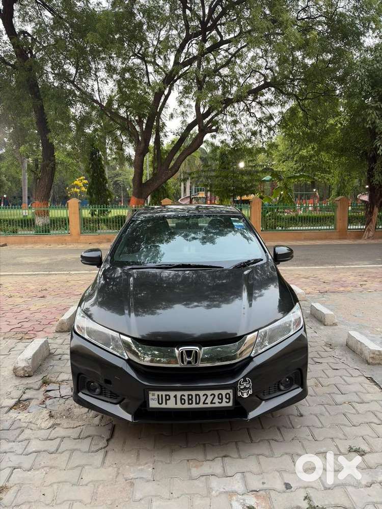 Honda City 2016 V With Custom Interior