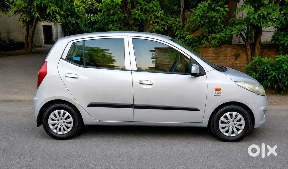 Hyundai I10 2013 Petrol Well Maintained Installed Egreen New Cng Kit