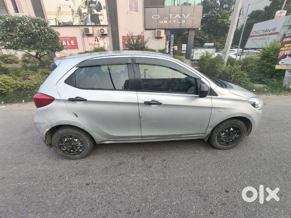 Tata Tiago Revotron 2016 Year Car Petrol