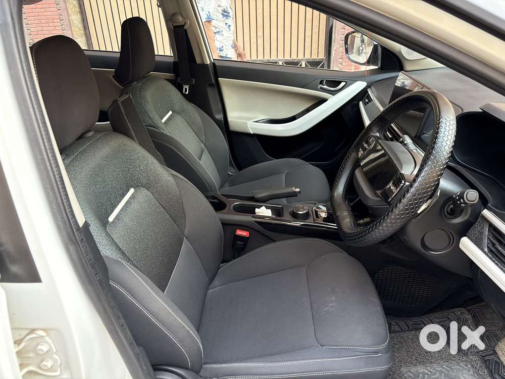 Tata Nexon Creative Plus 1.2 Revotron Petrol 6 Amt, 2024, Petrol