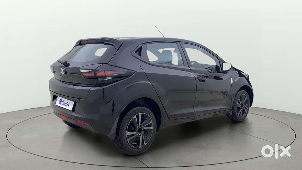 Tata Altroz 1.2 Xza Plus Dark Edition Dct, 2022, Diesel