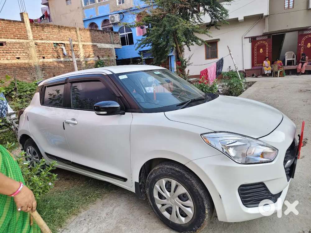 Maruti Suzuki Swift Vxi 2021