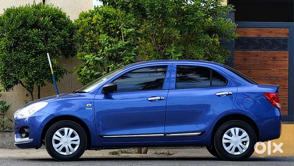 Maruti Suzuki Dzire 1.2 Vxi Amt, 2018, Petrol