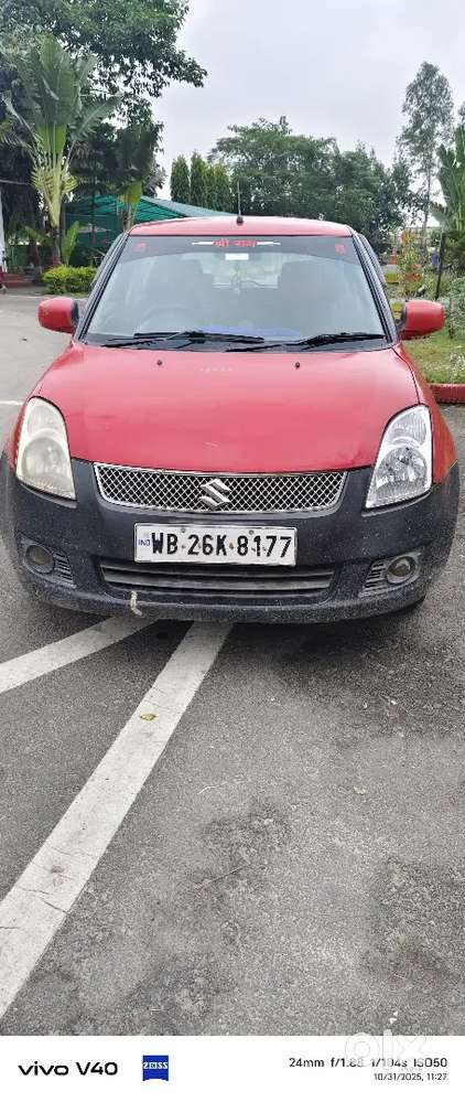 Swift Lxi Maruti 2010
