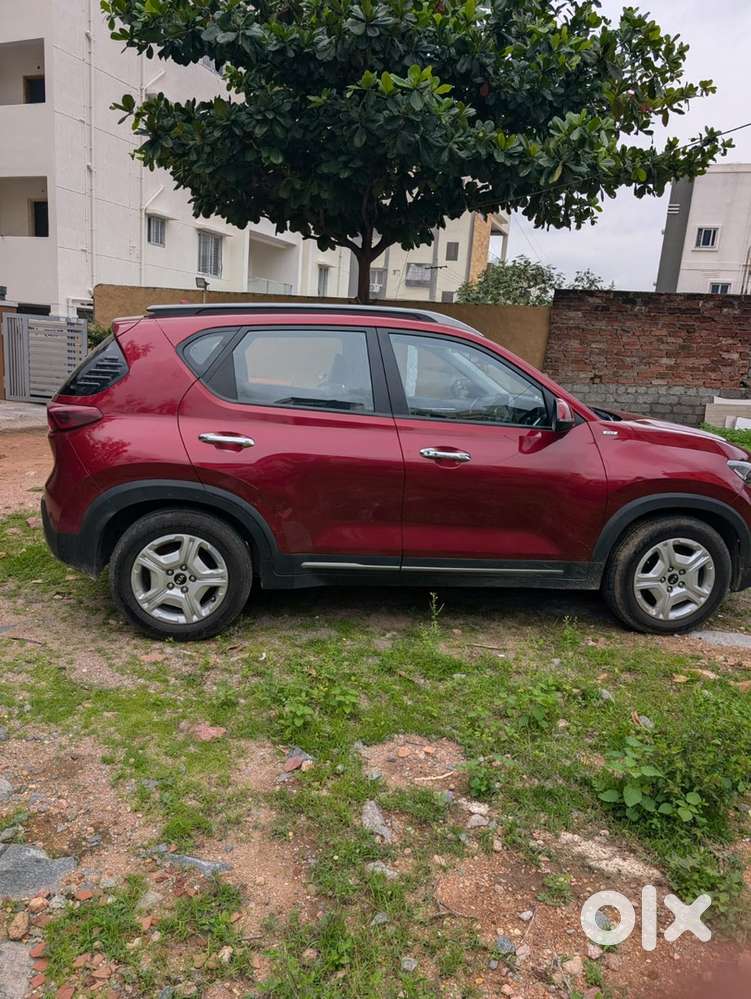 Kia Sonet Petrol 2021 Automatic Well Maintained Less Driven