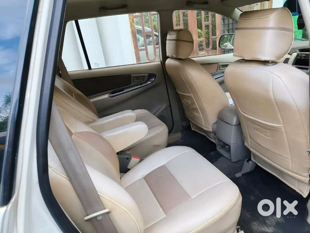 Toyota Innova 2.5 Diesel 2012, Single Owner, Doctor Used