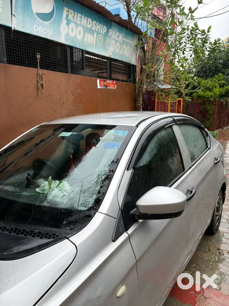 Tata Tigor Petrol Manual 2017