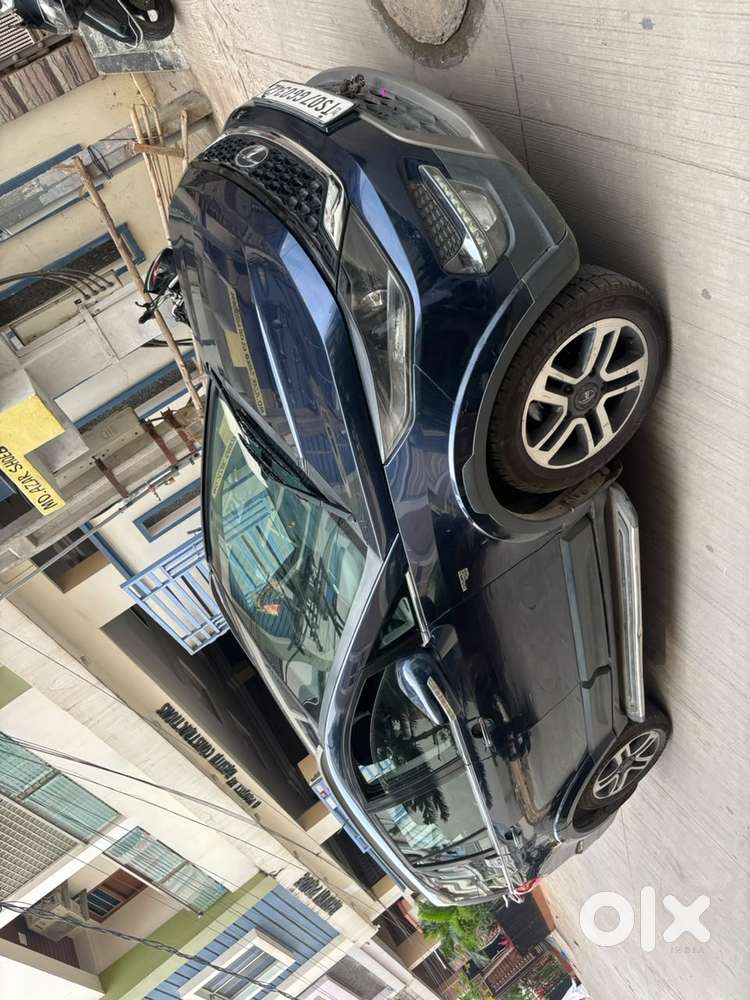 Tata Hexa 2.2 Xta 4x2 7 Str, 2018, Diesel