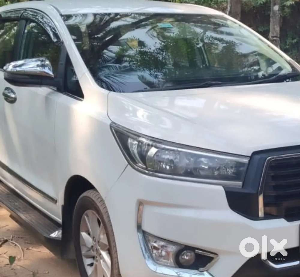 Toyota Innova Crysta 2018 Diesel 180000 Km Driven