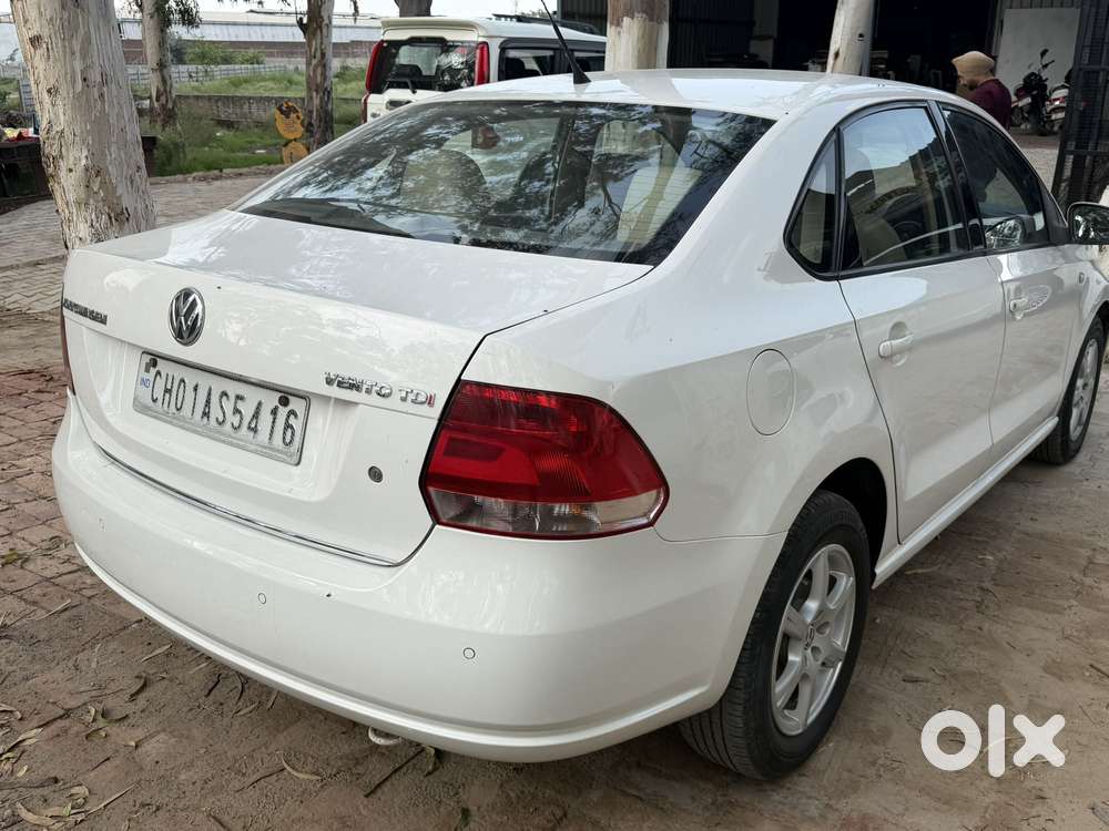 Volkswagen Vento [ ] 1.6 Highline Plus, 2013, Diesel