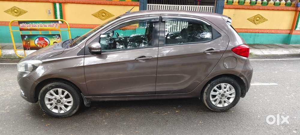 Tata Tiago, 2017, Petrol