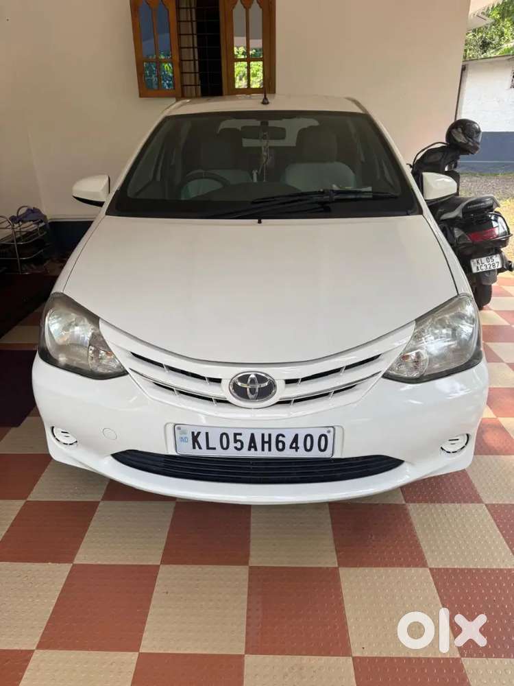 Toyota Etios Liva 2013