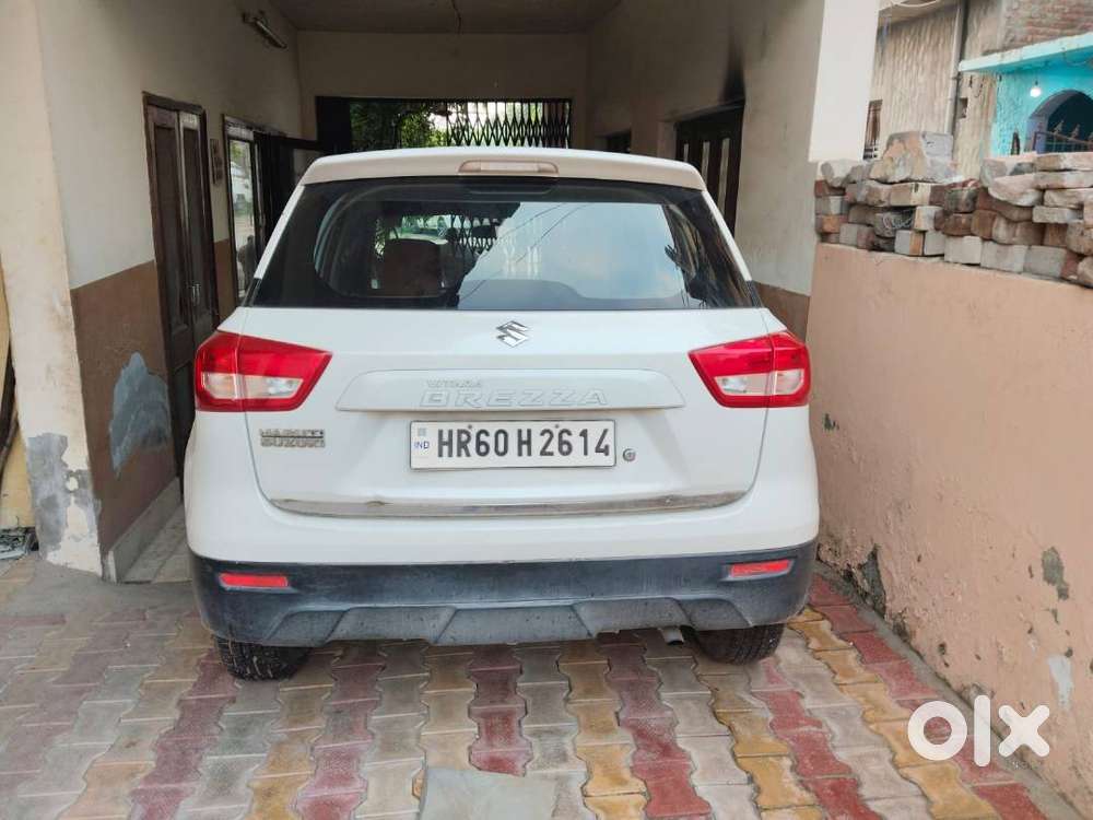 Maruti Suzuki Brezza 2017 Diesel 76000 Km Driven
