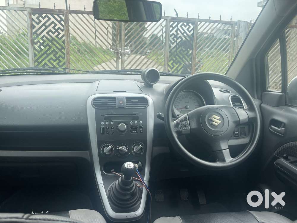 Maruti Suzuki Ritz Zxi, 2014, Petrol
