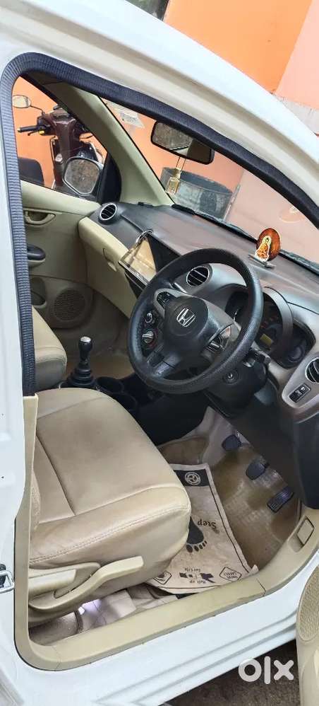 Honda Amaze 2013 Petrol Well Maintained