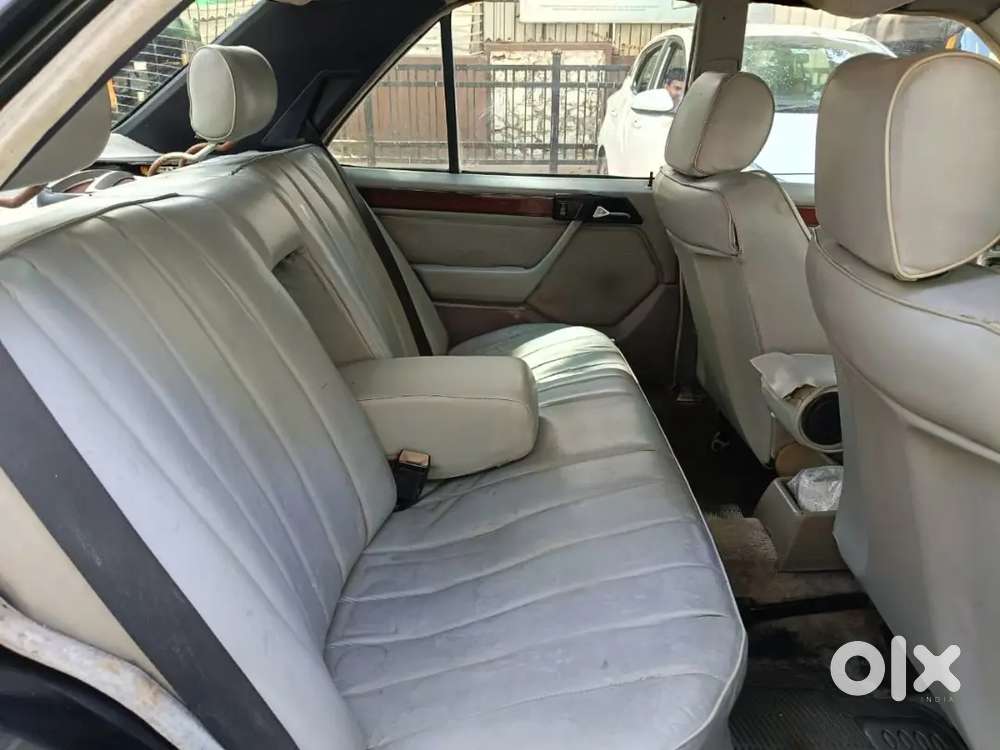 W124 Mercedes Left Hand Drive