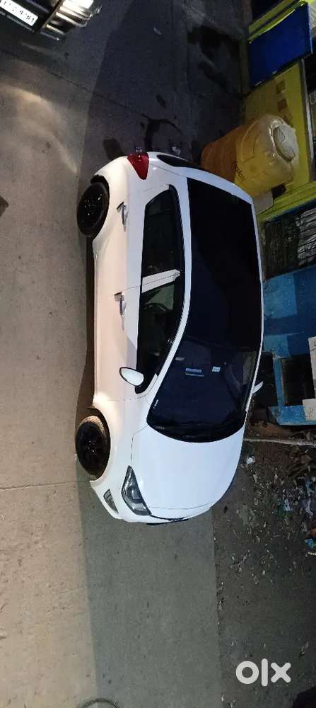 I20 Sports Car 2013 Model Showroom Maintain